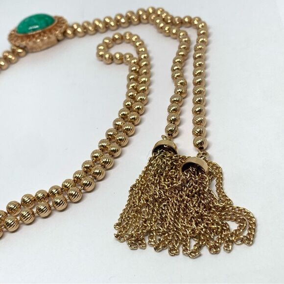 Vintage 70’s D&E Juliana made for Avon Ming Green Adjustable Gold-tone Necklace. - Picture 5 of 7